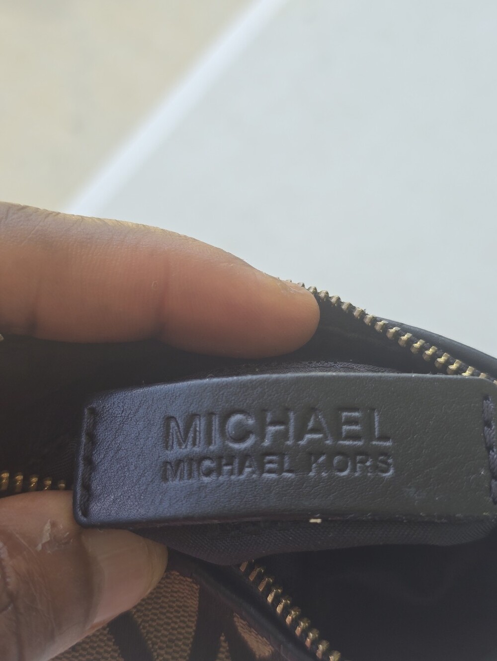 Michael Kors MK Logo Jacquard Wristlet Clutch Black Beige Gold Hardware 4x6 - Picture 9 of 10